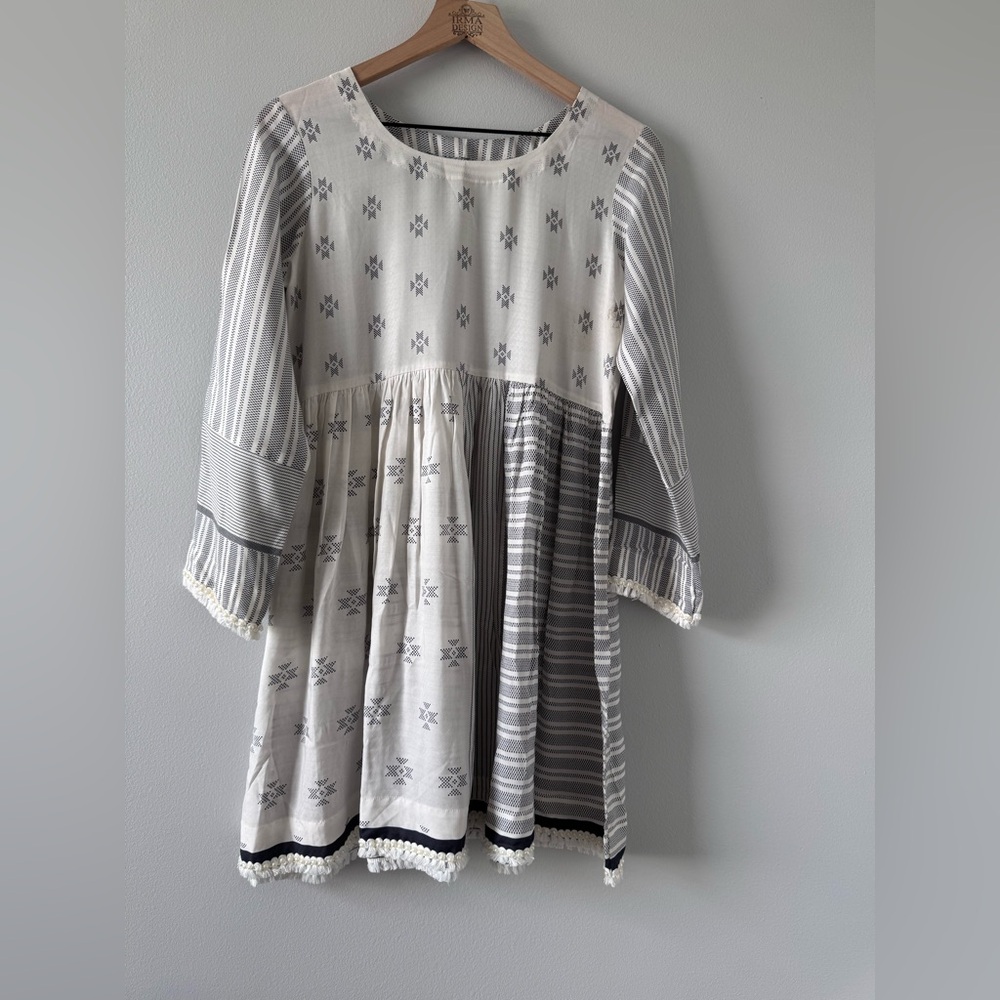 Elegant Gray and White Women's Dress